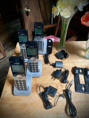 Slimline Cordless Phone Handset - Black/Silver (4 Handsets)